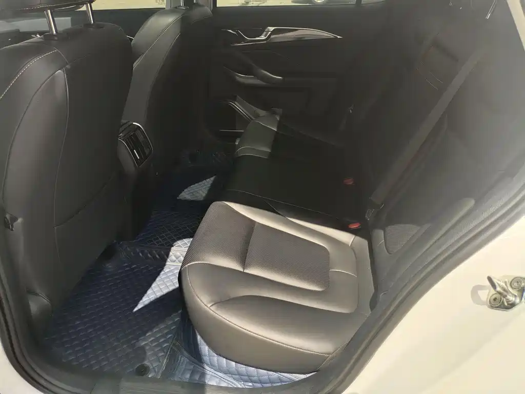 Besturn B70 1.5 T Auto Premium