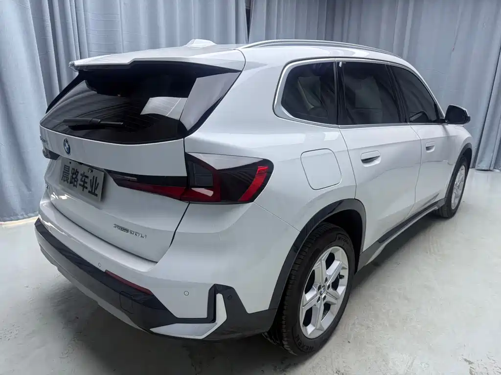 BMW X1 sDrive20 Li X Design Package