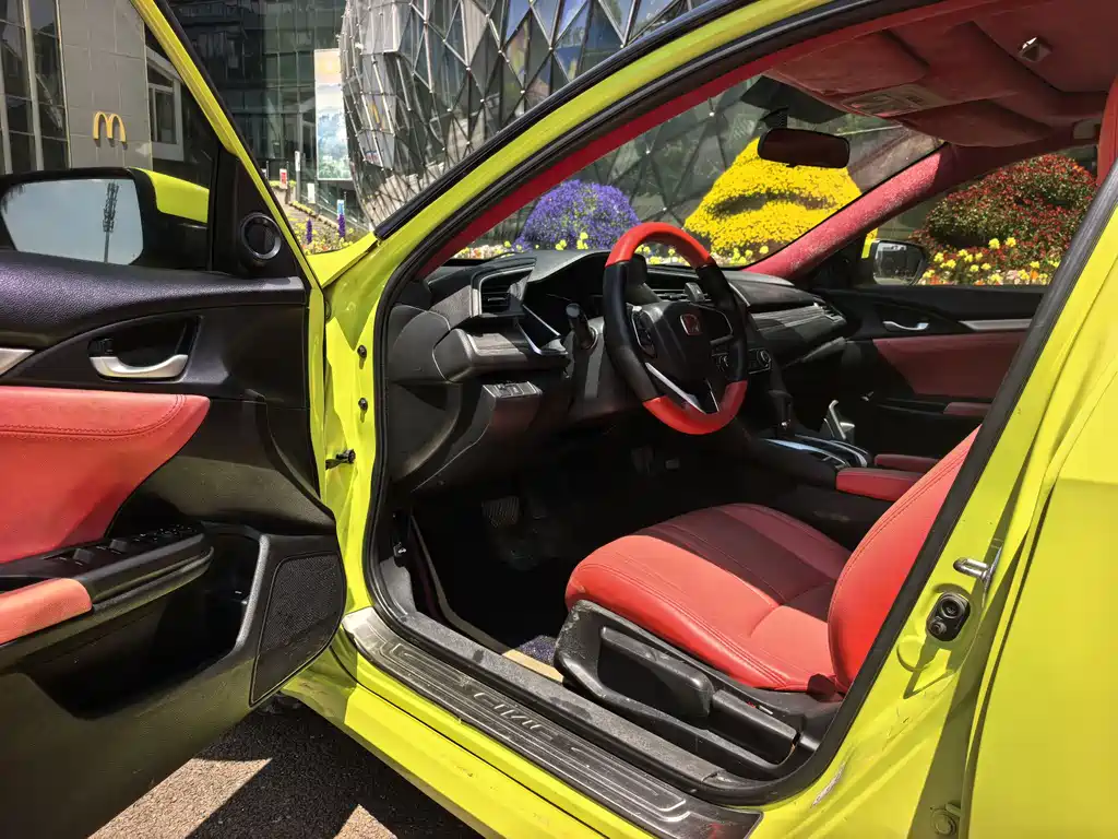 Civic 220 TURBO CVT Power Motion CN-V