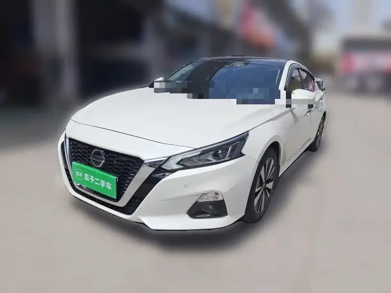Nissan Teana 2.0 L XL Upper AD1 Smart Travel Navigator