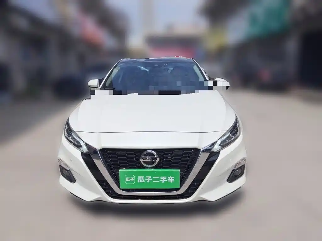 Teana 2.0 L XL Upper AD1 Smart Travel Navigator