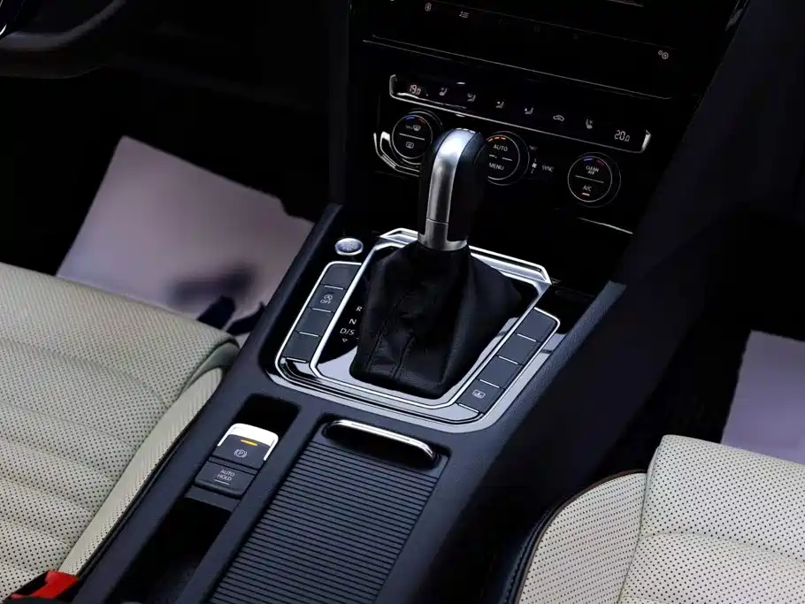 Magotan 380 TSI DSG Flagship CN-VI
