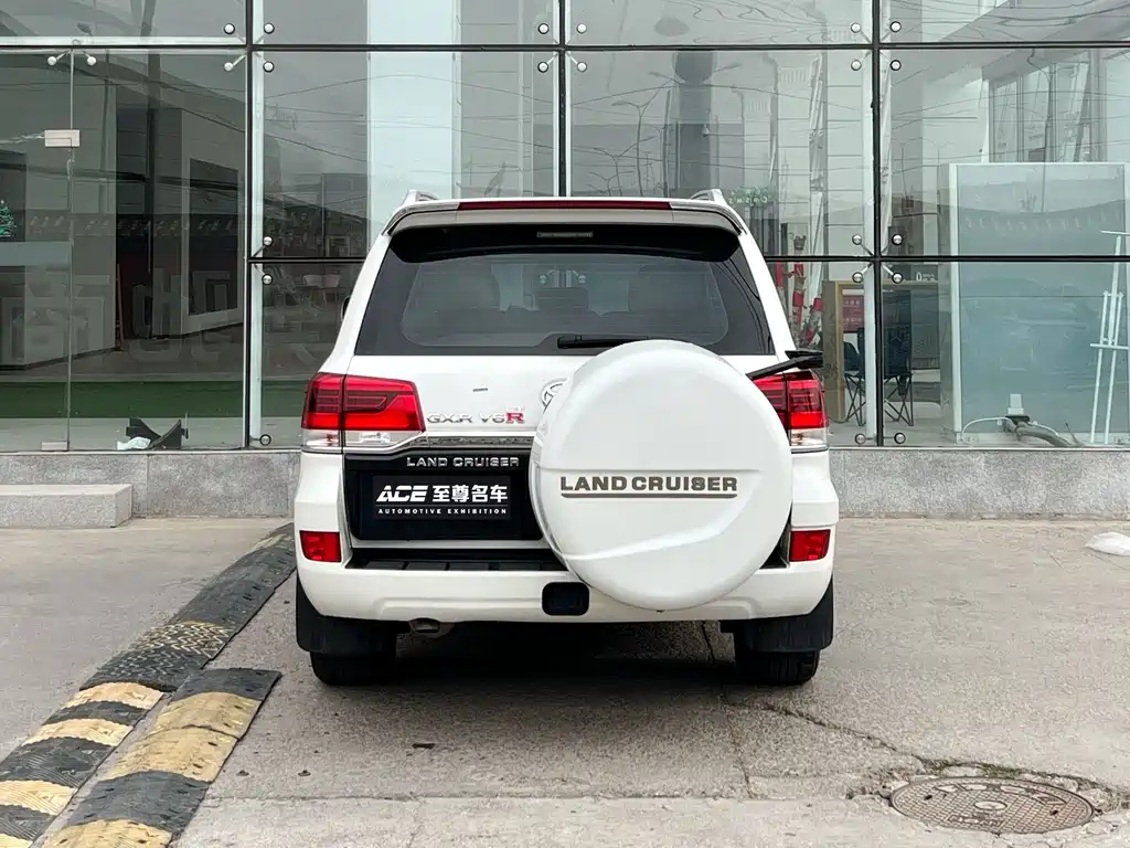 Land Cruiser (Import) 4.0 L Middle East