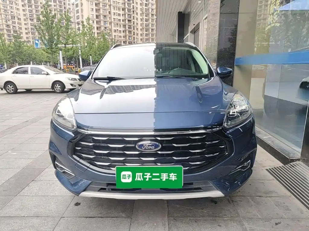 Escape EcoBoost 245 2 WD Intelligent Joy Enjoyment