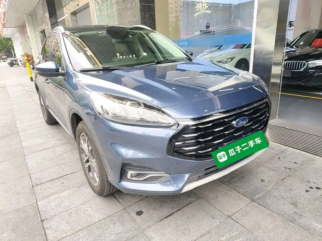 Escape EcoBoost 245 2 WD Intelligent Joy Enjoyment