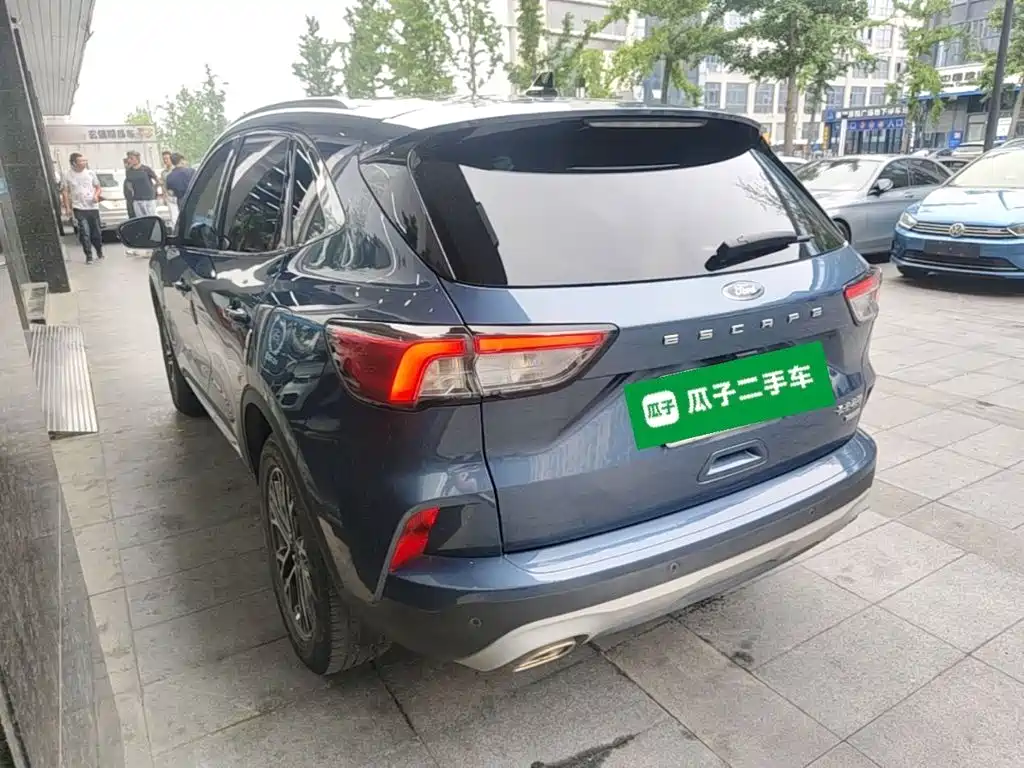 Escape EcoBoost 245 2 WD Intelligent Joy Enjoyment