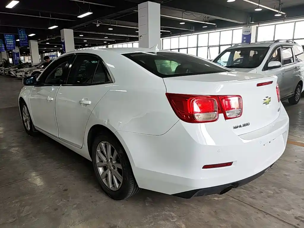Malibu 2.0 L Auto Luxury