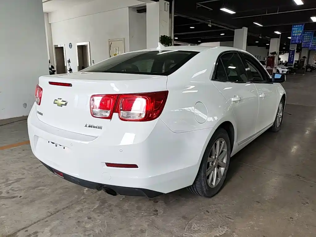 Malibu 2.0 L Auto Luxury
