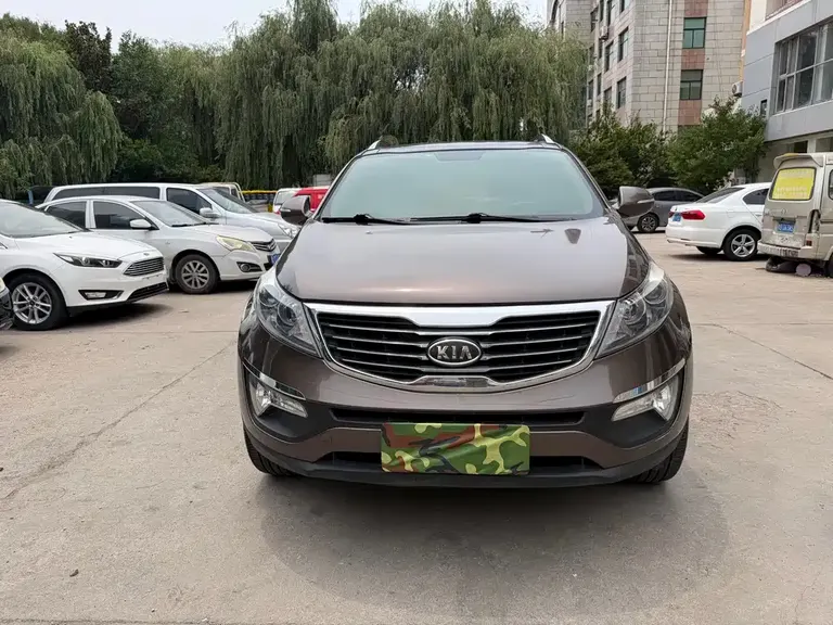 Kia Sportage 2.0 L Auto 2 WD DLX