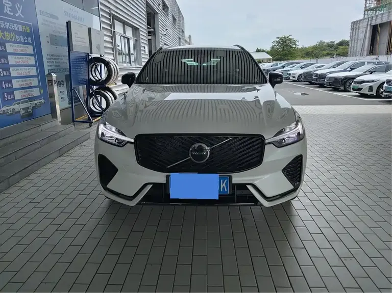 Volvo XC60 B5 4 WD Smart Vision Luxury