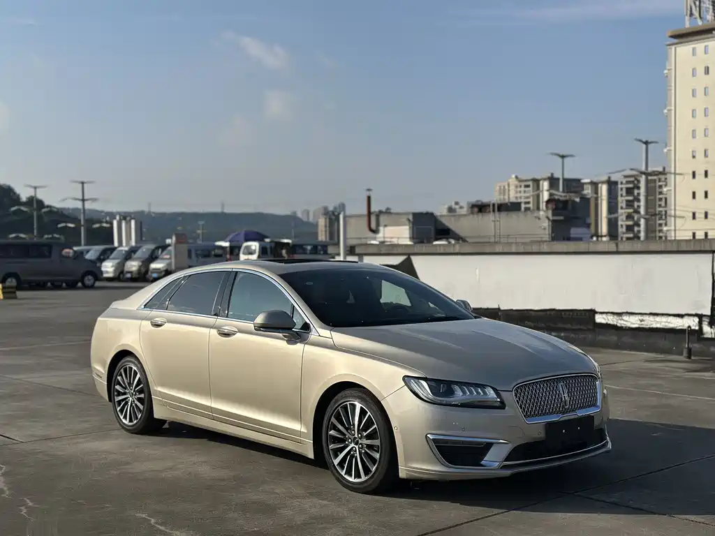 Lincoln MKZ 2.0 T Graceful