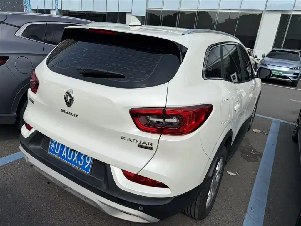 Kadjar SCe200 Auto 2 WD Smart Joy Anniversary CN-V