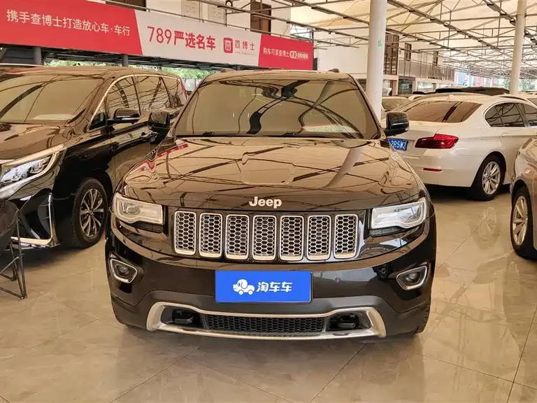 Jeep Grand Cherokee (Import) 3.0 L Comfort Enjoyment Navigation