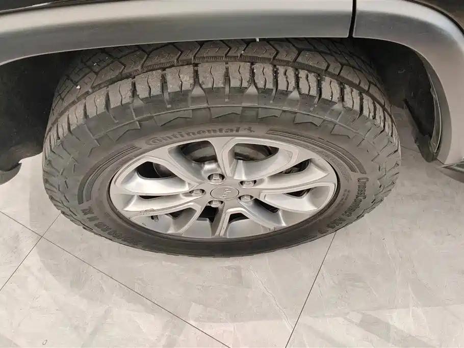 Grand Cherokee (Import) 3.0 L Comfort Enjoyment Navigation