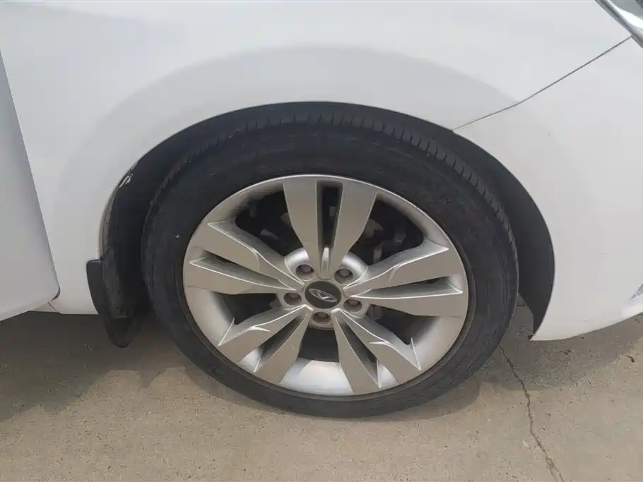Arrizo 5 1.5 L Manual Leading Trend