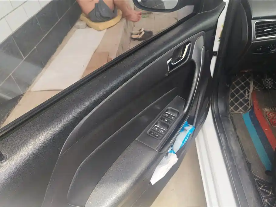 Arrizo 5 1.5 L Manual Leading Trend