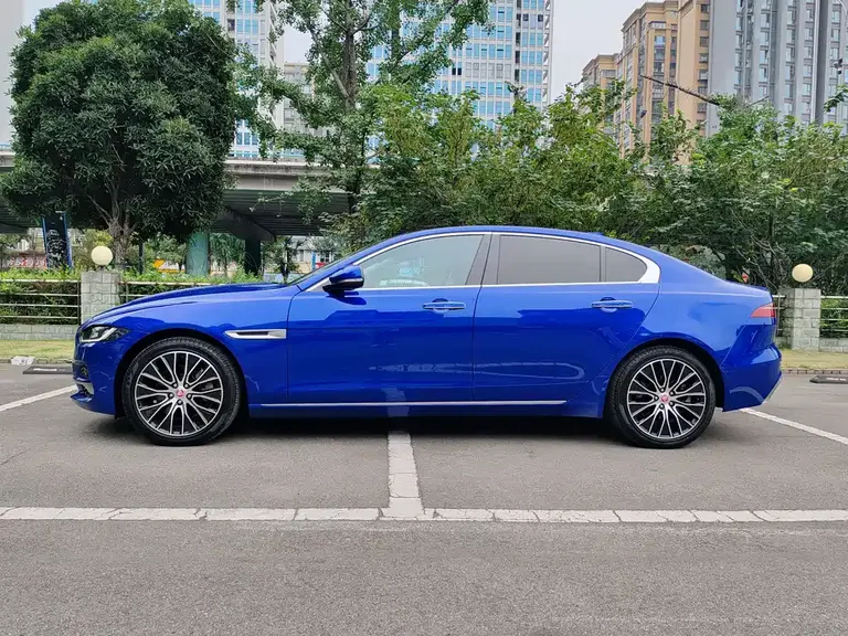 Jaguar XEL 2.0 T 250 PS SE Tech Grace