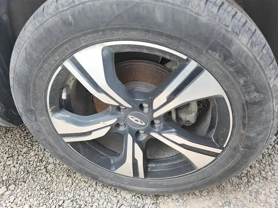 Tiggo 5 x Super Hero 1.5 L CVT Fashion