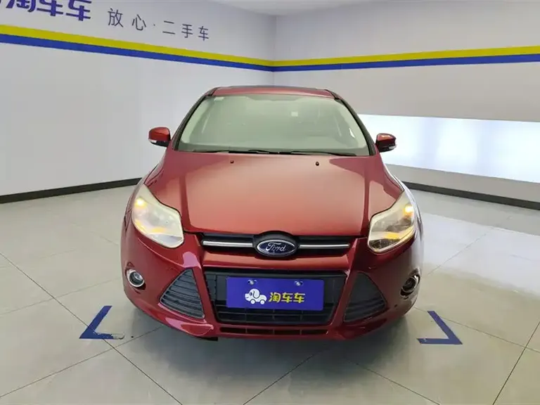 Ford Focus Sedan 1.6 L Auto Style