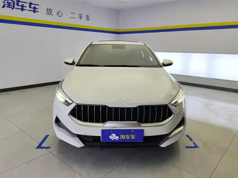 Kia K3 Facelift 1.5 L CVT Fashion