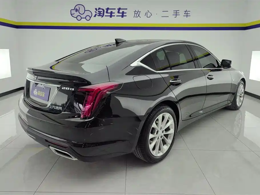 Cadillac CT5 28 T Luxury (Standard)