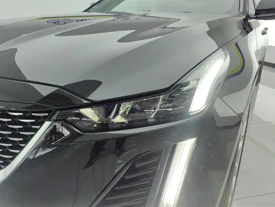 Cadillac CT5 28 T Luxury (Standard)