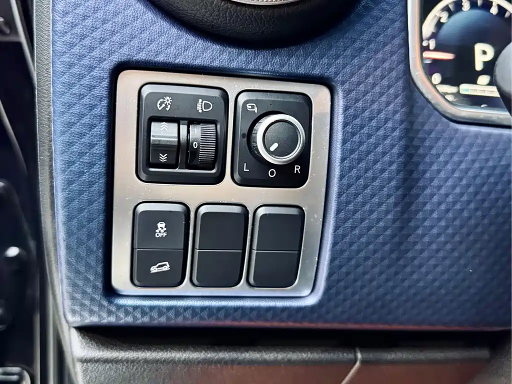 BAIC BJ40 2.3 T Auto 4 WD Blade Hero Supreme