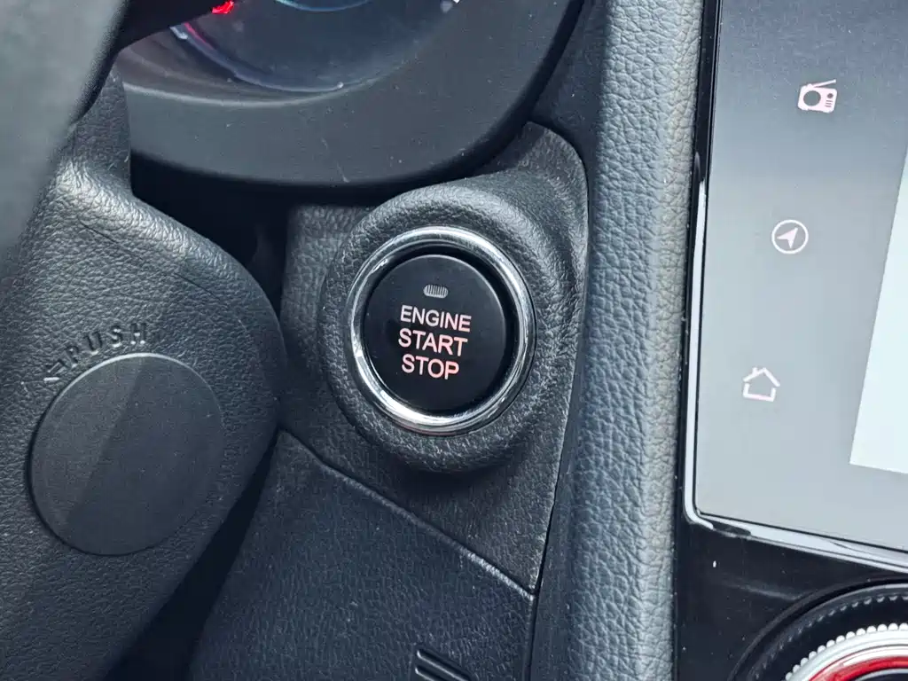 Forester 2.0 i Luxury Navigation