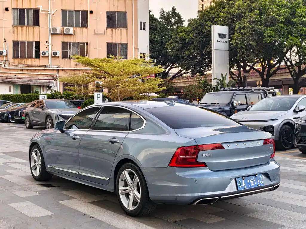 Volvo S90 T5 Smart Ease