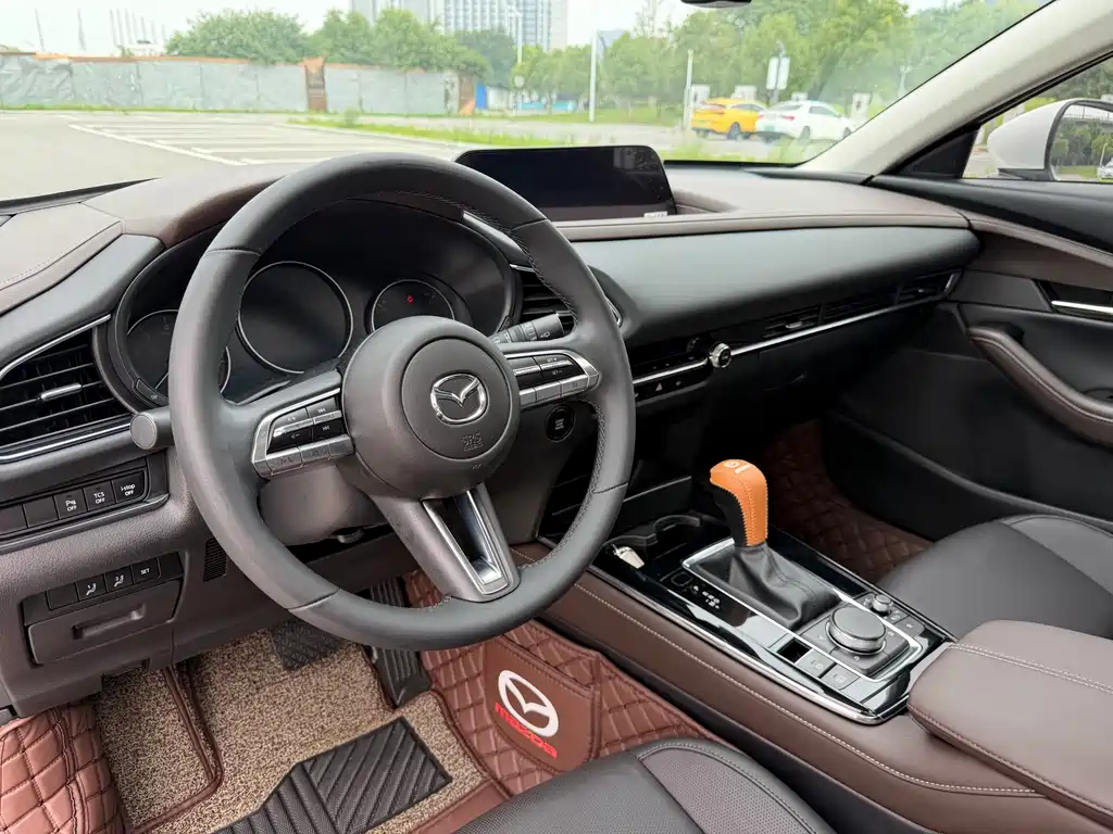 Mazda CX-30 2.0 L Auto Jiayue