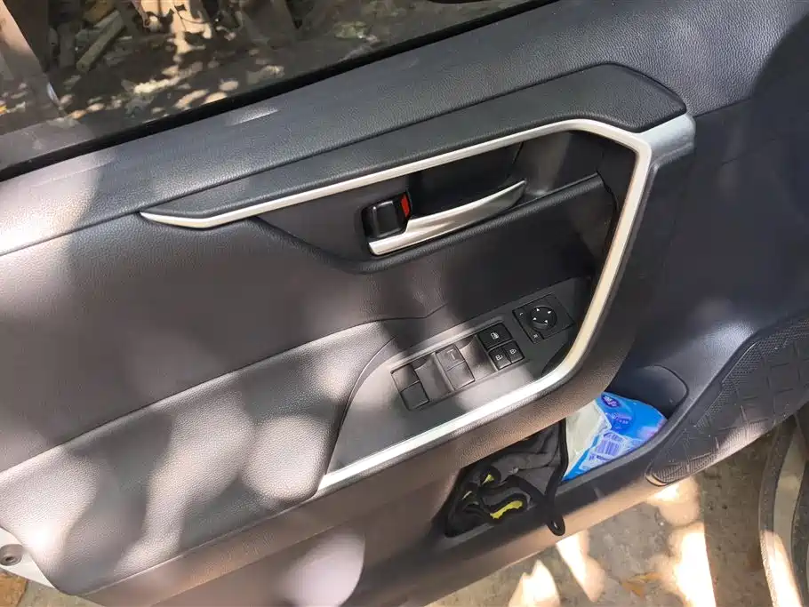 Wildlander 2.0 L CVT 2 WD Luxury