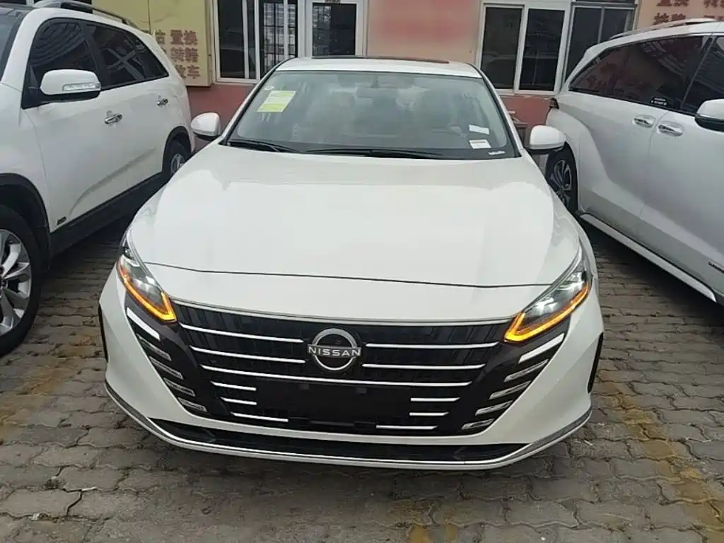 Teana 2.0 L XE Sincere