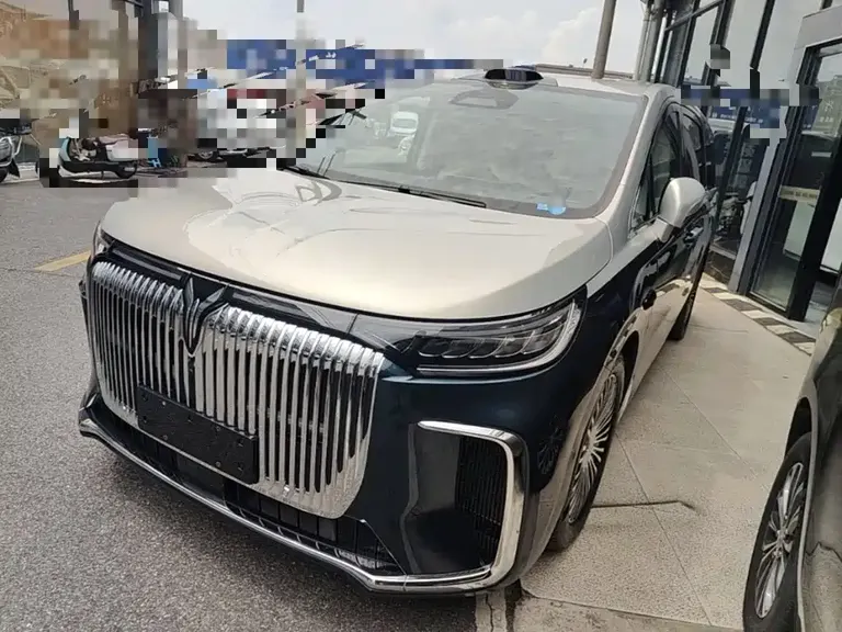 Voyah Dreamer PHEV 4 WD Flagship Qiankun