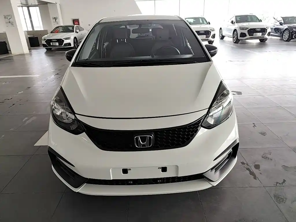Fit 1.5 L CVT Trend Start