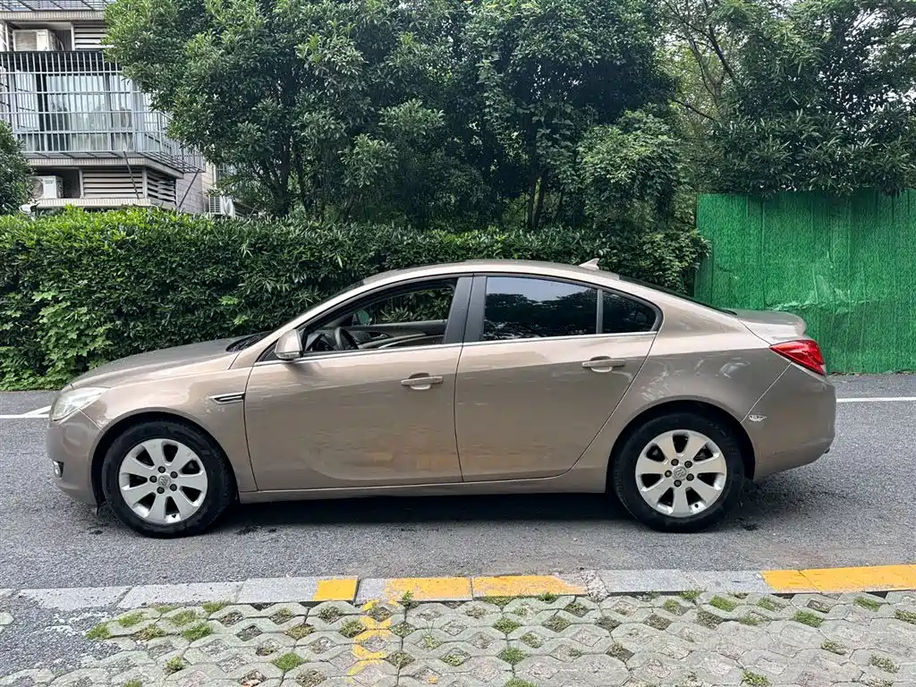 Regal 2.0 L Comfort