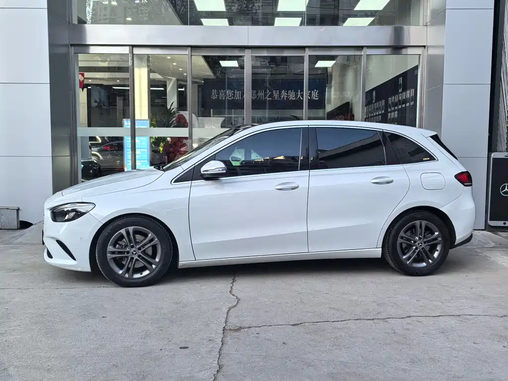 Mercedes-Benz B-Class B 180