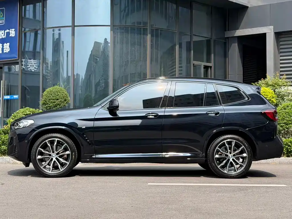 BMW X3 xDrive30 i Leading M Night Package