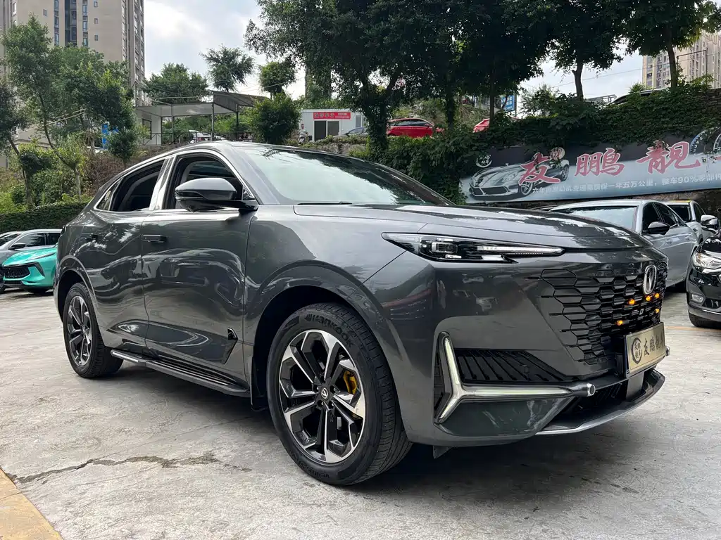 Changan UNI-K 2.0 T 2 WD Joy Style