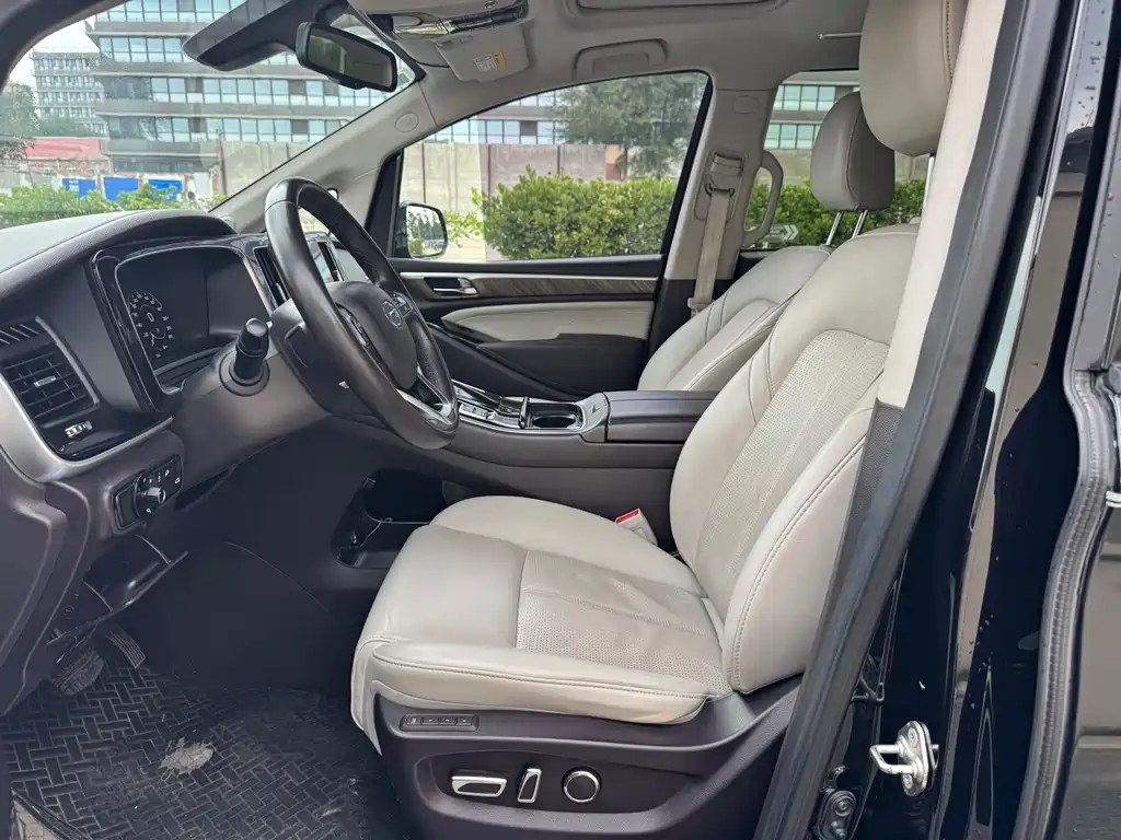 GAC Trumpchi M8 Leading Show Series 390 T Supreme