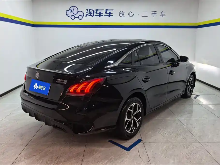 MG5 180 DVVT CVT Youth Style