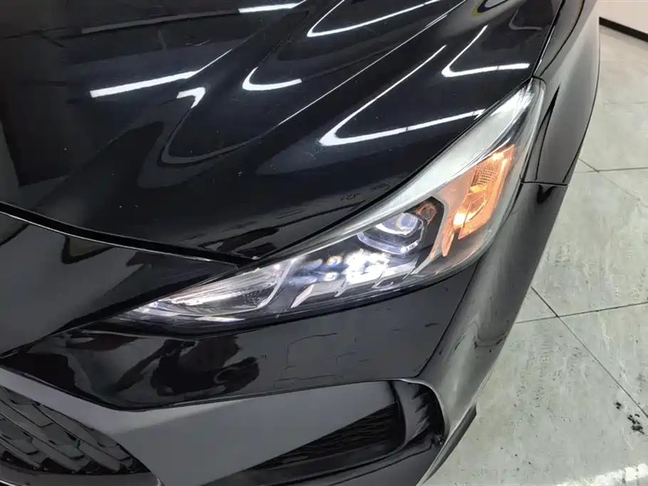 MG5 180 DVVT CVT Youth Style
