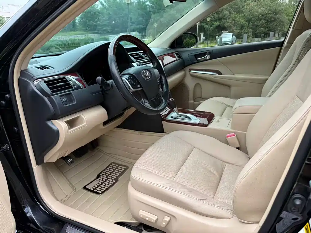 Camry 2.0 G Comfort