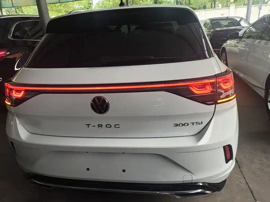 T-ROC 300 TSI DSG 2 WD Starlight