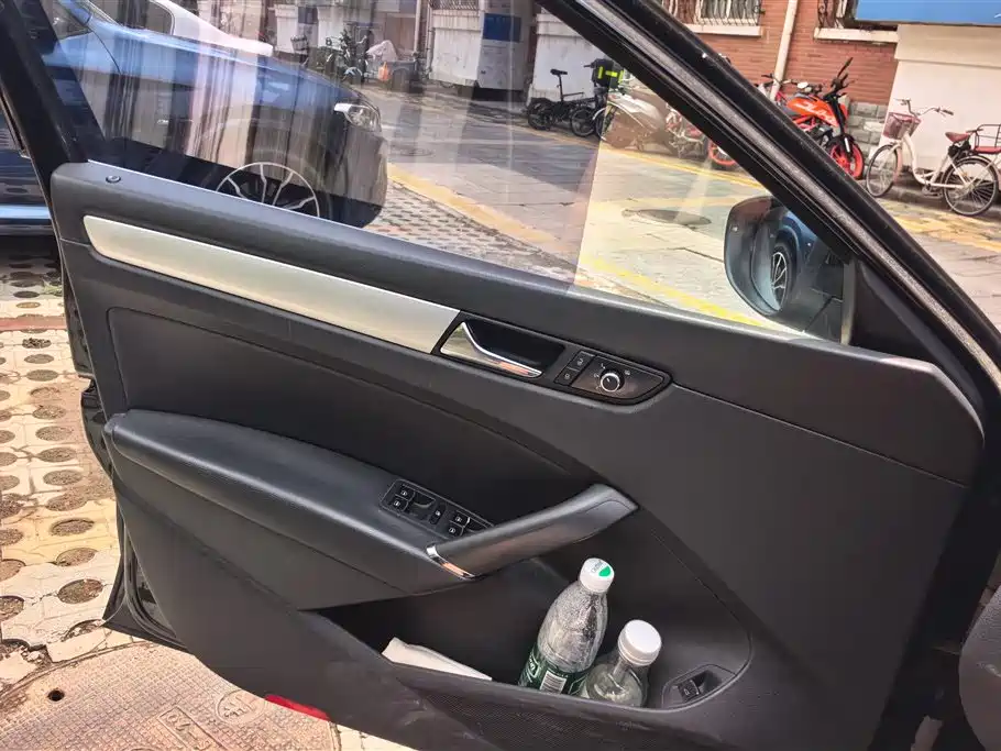 Passat 1.8 TSI DSG Royal