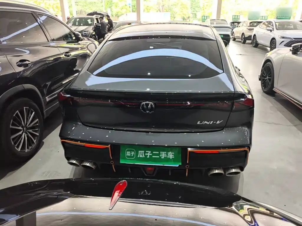 Changan UNI-V 1.5 T Sport
