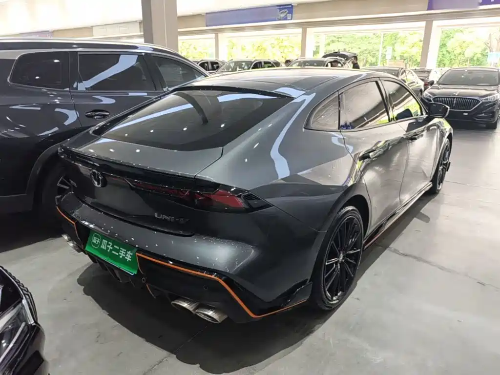 Changan UNI-V 1.5 T Sport