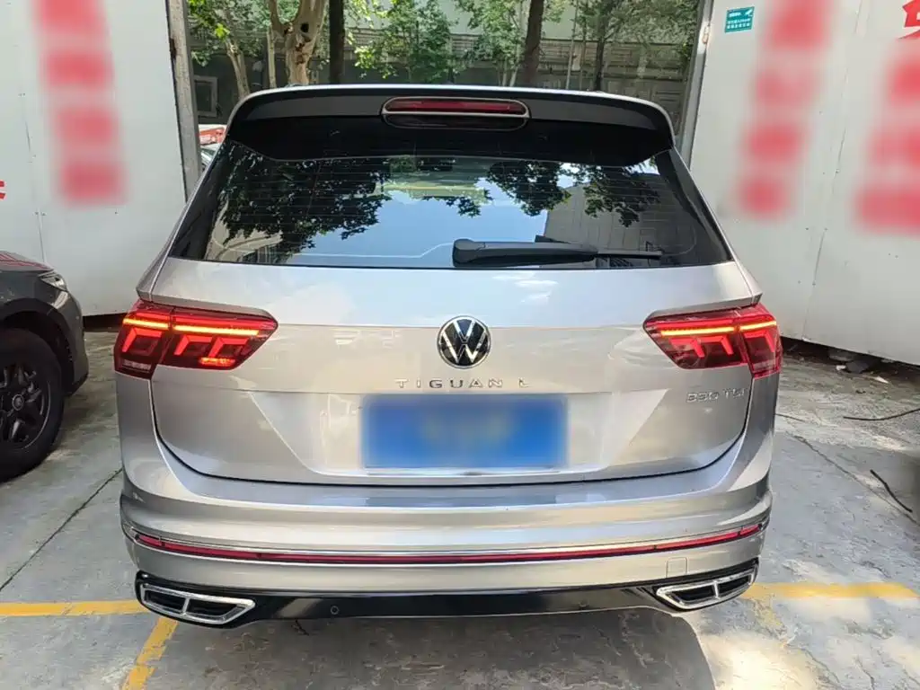 Tiguan L 330 TSI Auto 2 WD R-Line Premium
