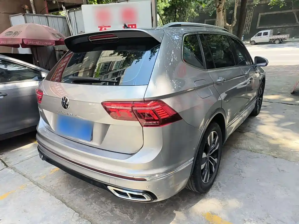Tiguan L 330 TSI Auto 2 WD R-Line Premium