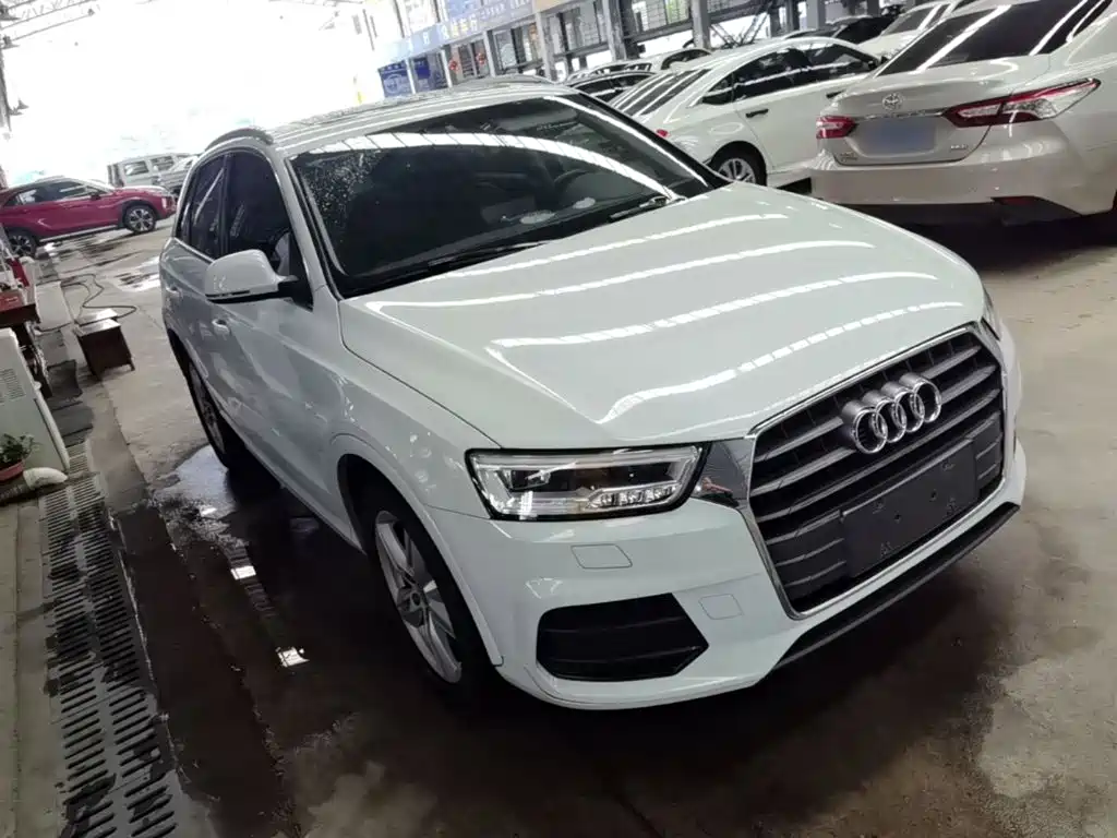 Audi Q3 30 Anniversary 30 TFSI Fashion