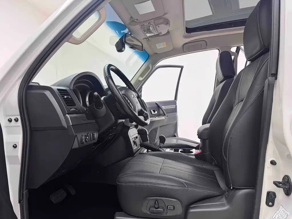 Pajero (Import) 3.0 L Auto Comfort